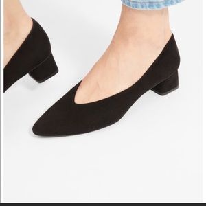 Everlane V Heel Black Suede Block Heel Pumps 7
